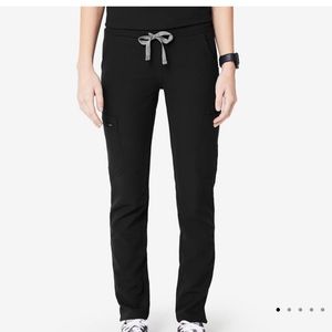 Figs Yola Skinny Scrub Pants- Small